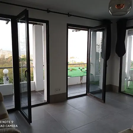 홈스테이 Clark Suites Habitaciones *
