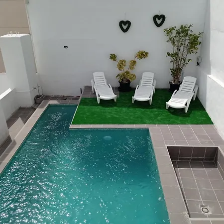 Clark Suites Habitaciones 홈스테이 토레몰리노스